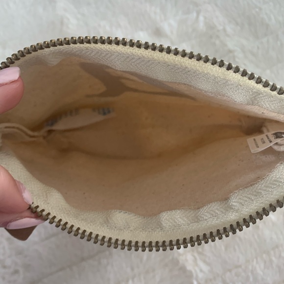 🌟MUDPIE pouch🌟 - Picture 4 of 5